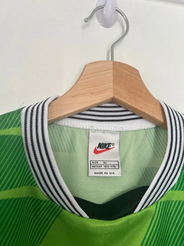 Vintage Nike Training Shirt BNWT Green Small
