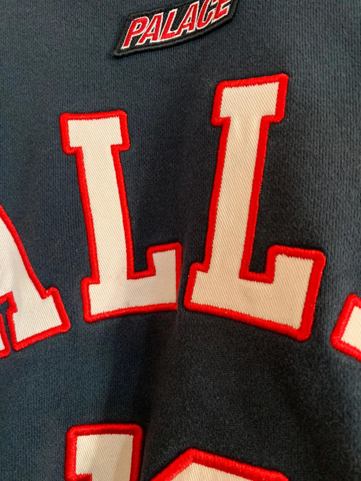 Palace Pallas Crewneck Jumper Medium