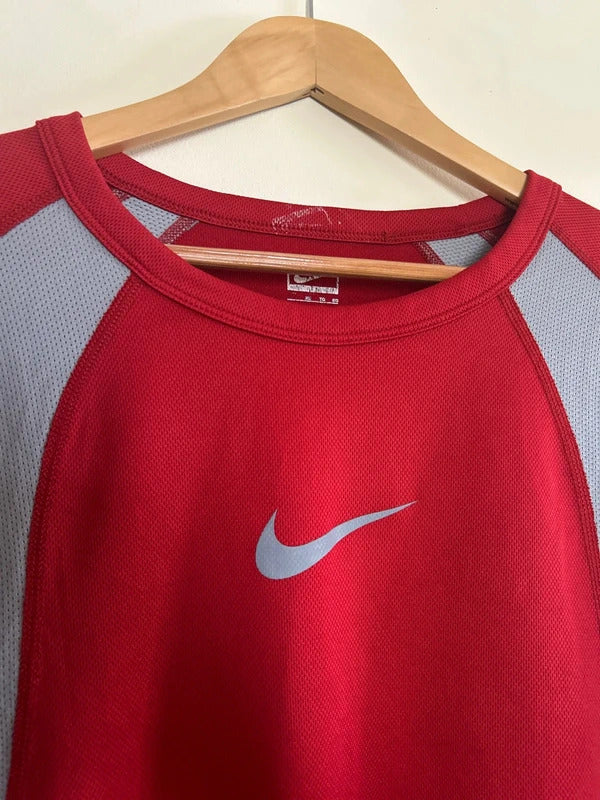 Vintage Nike Centre Swoosh Performance T-shirt XL