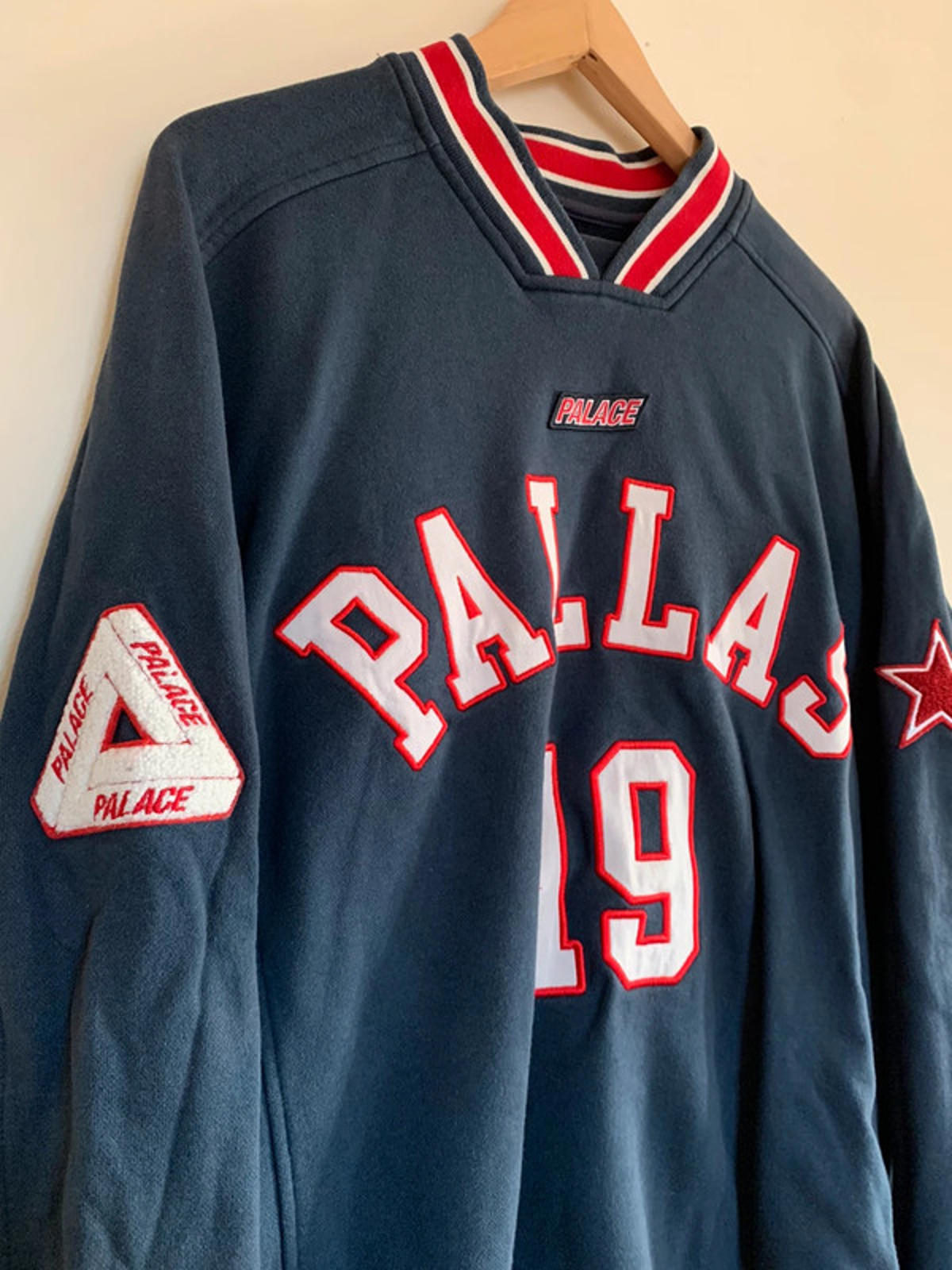 Palace Pallas Crewneck Jumper Medium