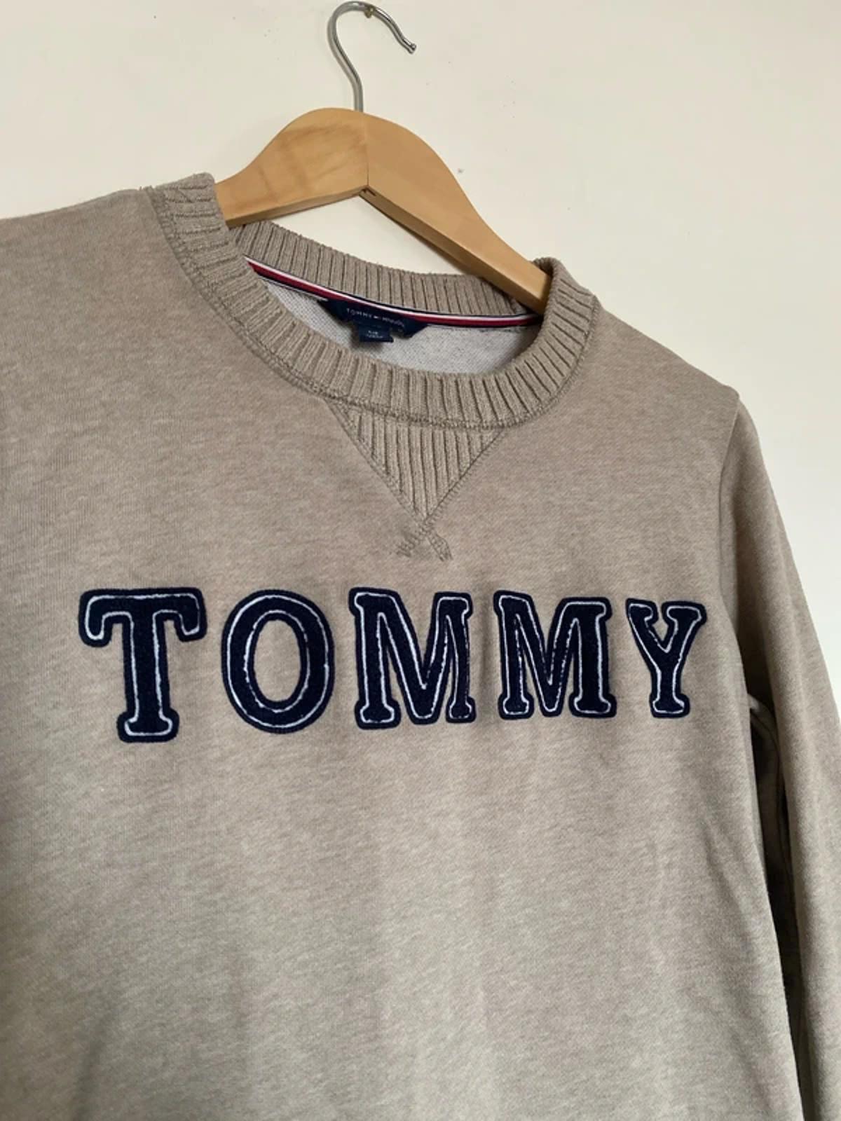 Tommy Hilfiger Spell Out Jumper Beige Small