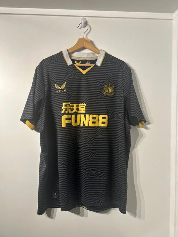 Newcastle United 2021/22 Away Shirt XXXL