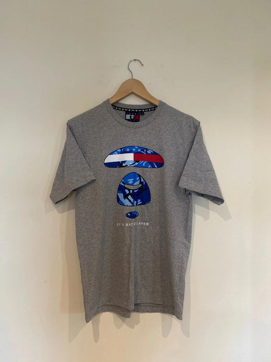 Tommy Hilfiger x AAPE T-shirt Medium BNWT