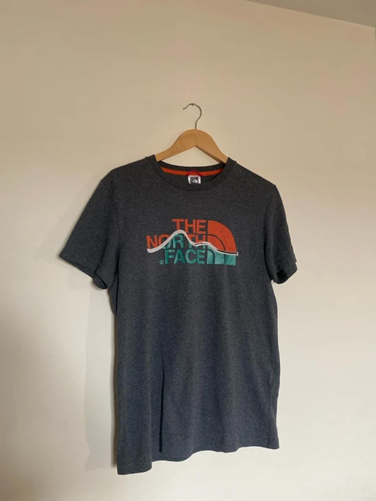 The North Face Graphic T-shirt Small