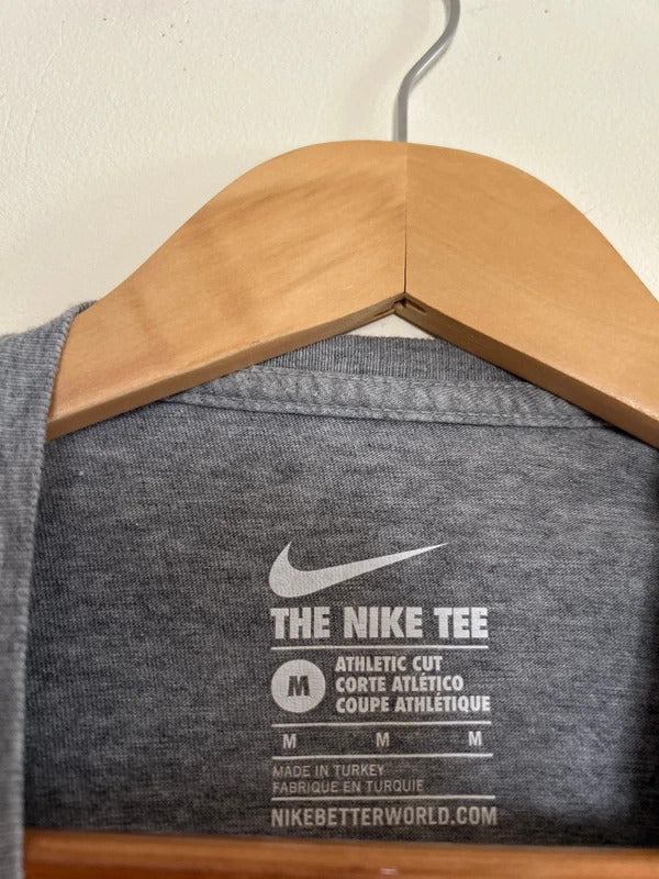 Vintage Nike Print T-shirt Grey Medium